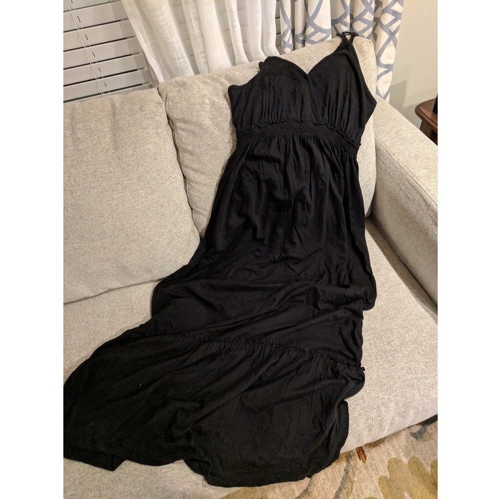 Maternity maxi dress